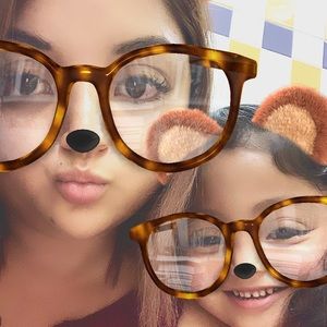 Meet your Posher, Alejandra
